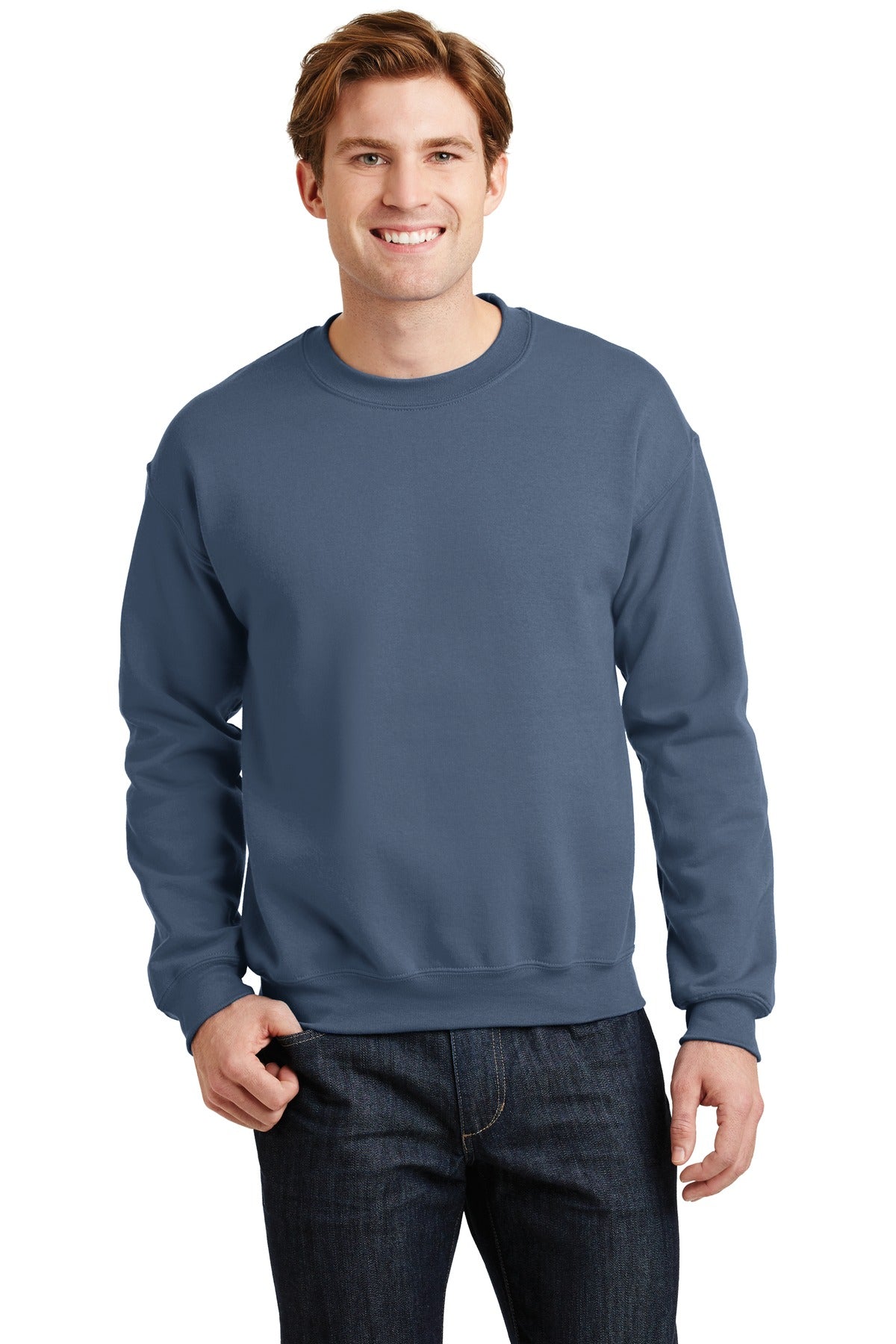 Gildan Heavy Blend Crewneck Sweatshirt. 18000