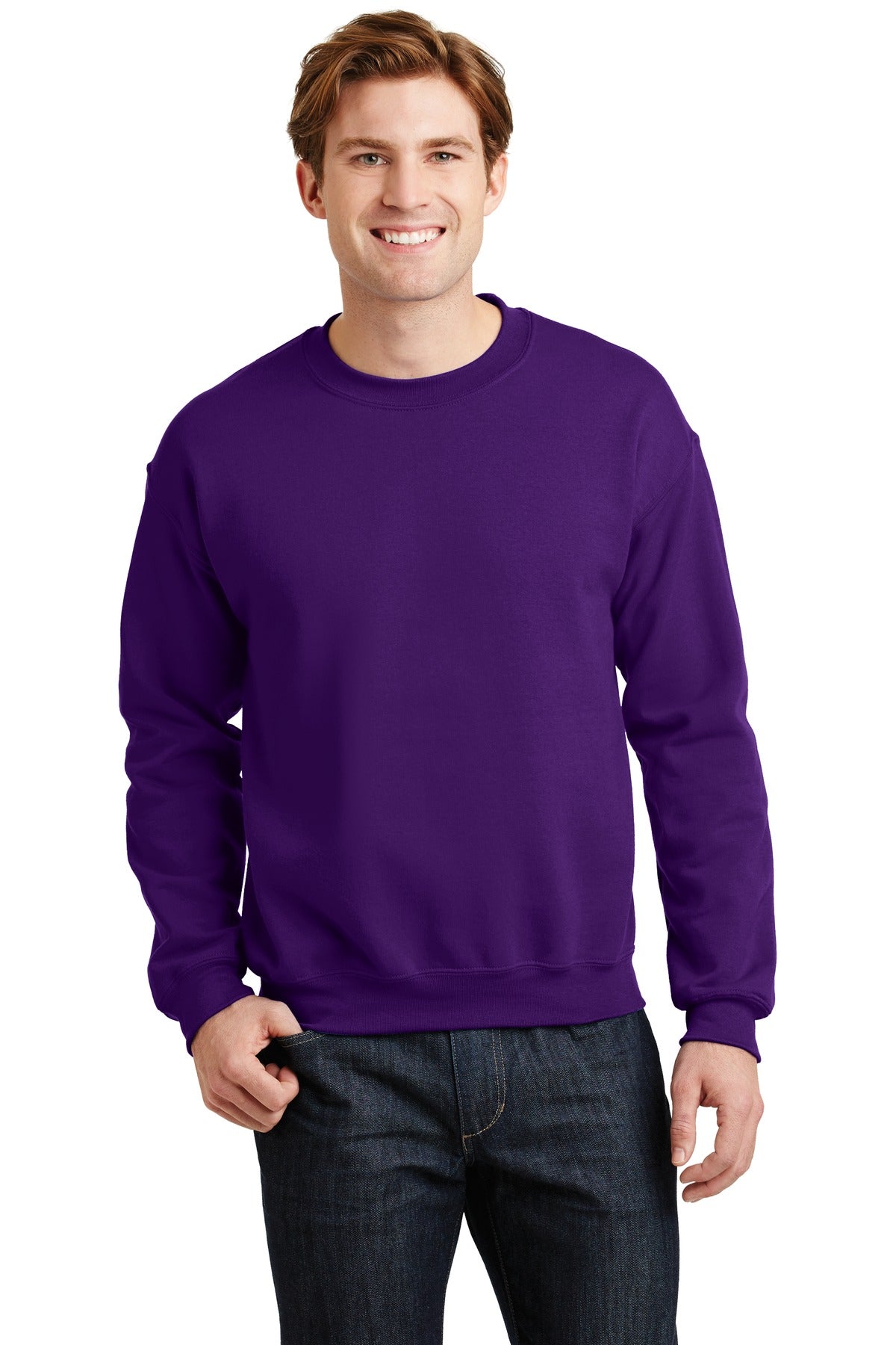 Gildan Heavy Blend Crewneck Sweatshirt. 18000