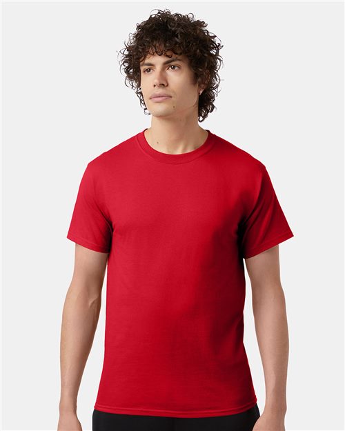Champion. T-Shirt. T425